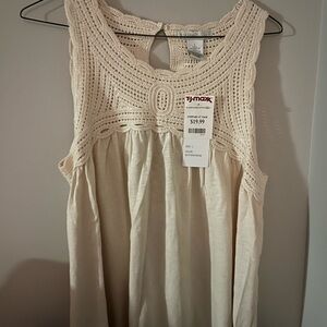 Cream Sleeveless Crochet Top